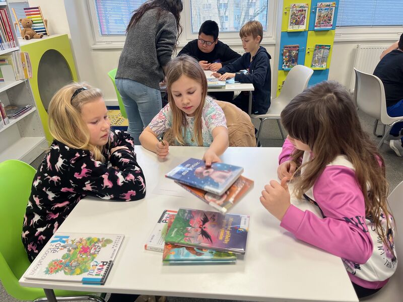 3.A v knihovně na Špičáku