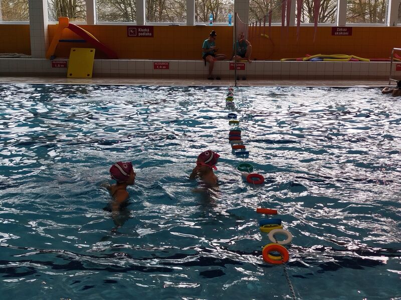 Už jsou z nás plavci jak se patří